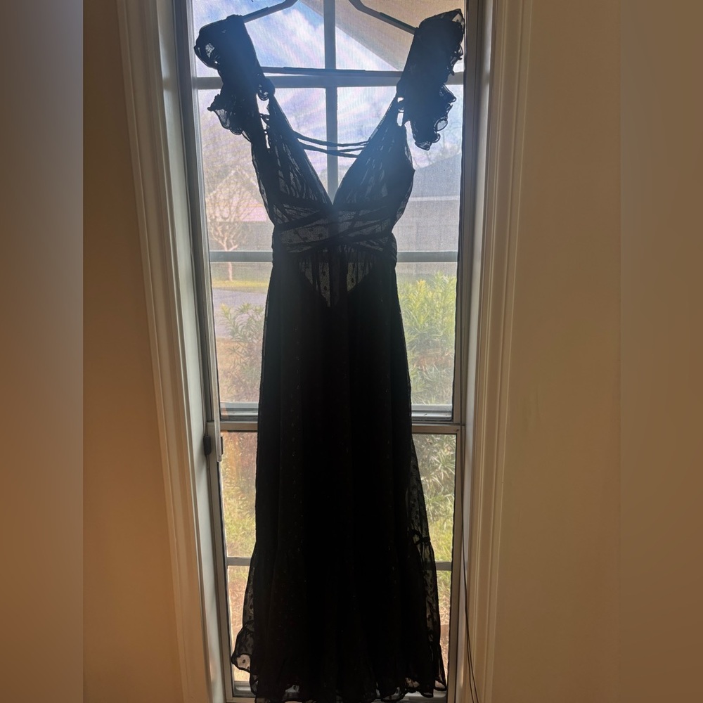 Elegant Black Lace Dress